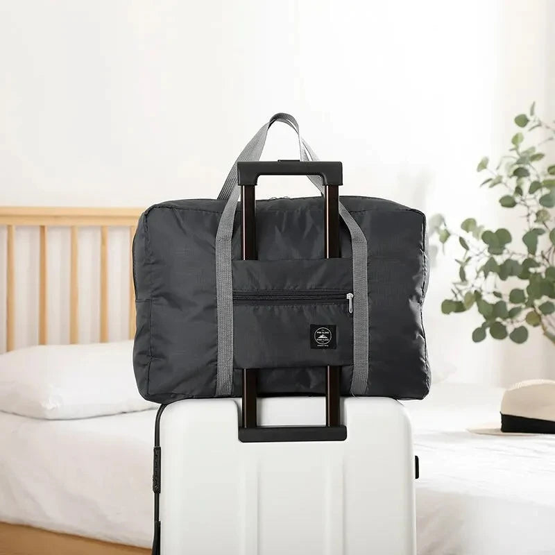AirFold Travel Bag – Lightweight & Expandable 15L